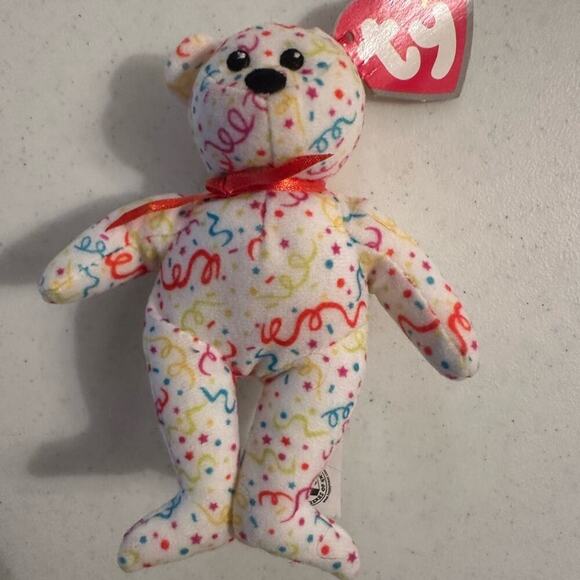 $8 or ❤️bundle 5 x $25 with eligible listings with ❤️
  TY Streamers The Bear - Picture 1 of 7